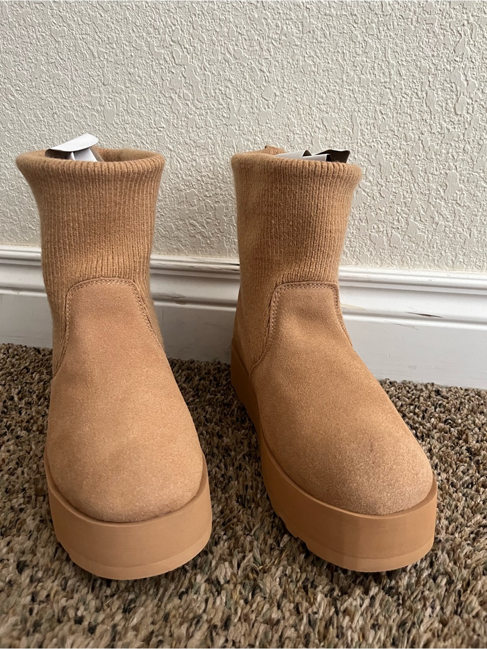 Tan Platform Knit-Sock Women’s shade Boots